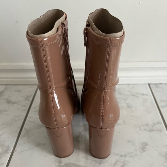 NWT nude patent ankle boots booties with block heel - Picture 4 of 5